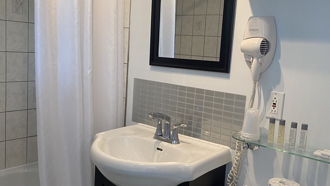 Photo of Bathroom in Montmagny