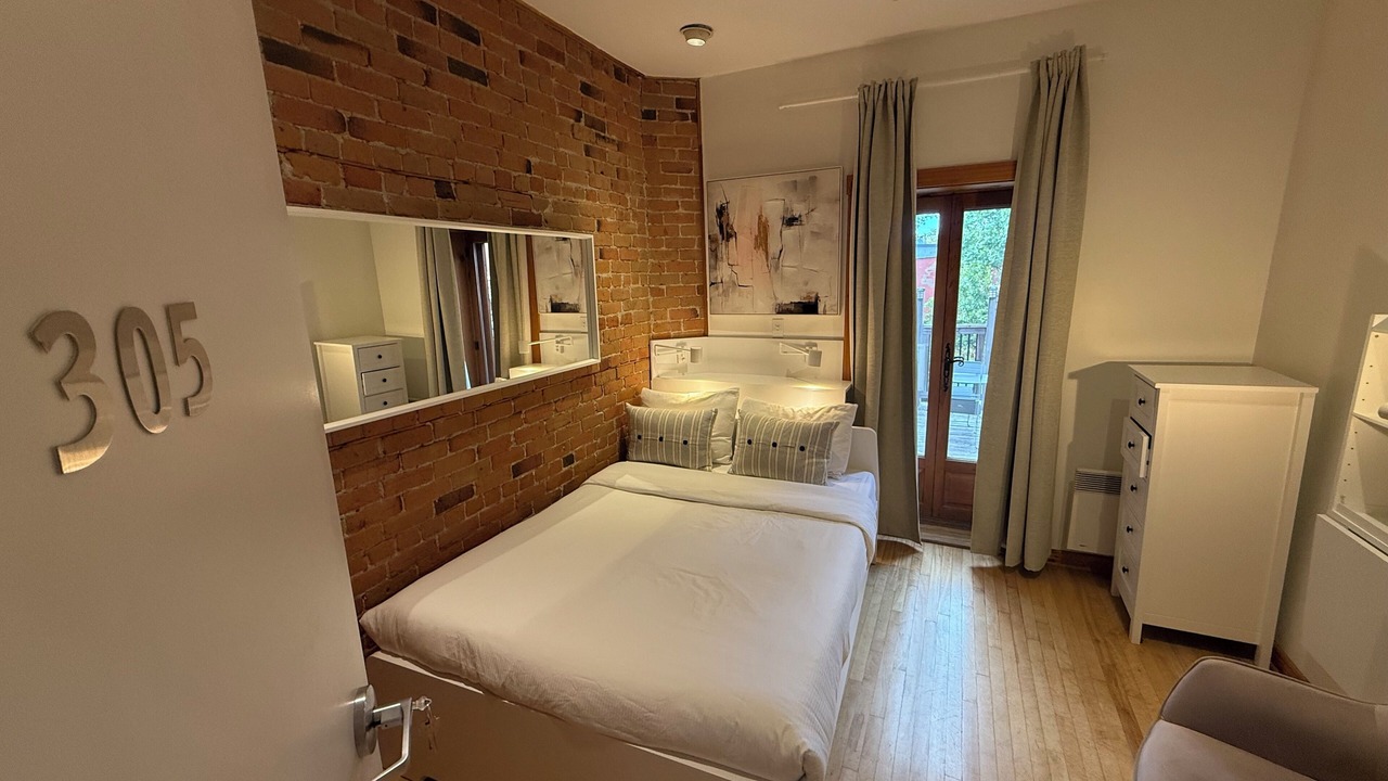 Photo of Bathroom in Quartier des Spectacles