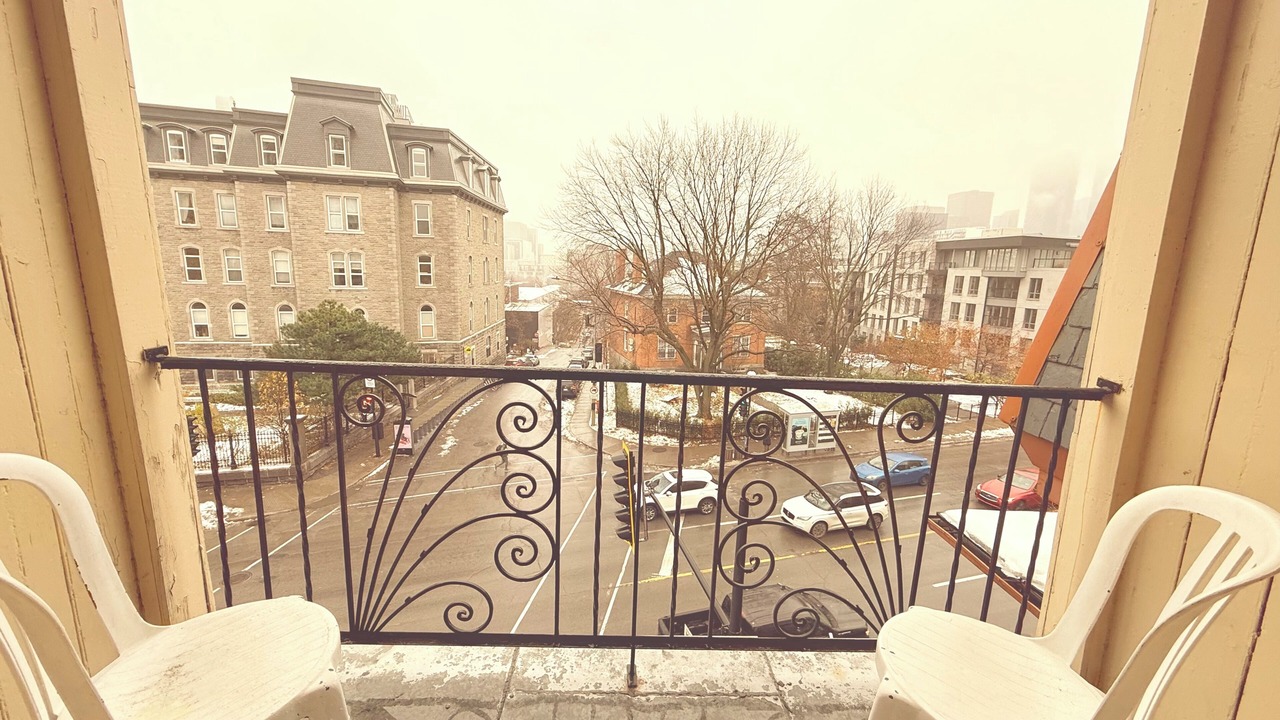 Photo of Bathroom in Quartier des Spectacles