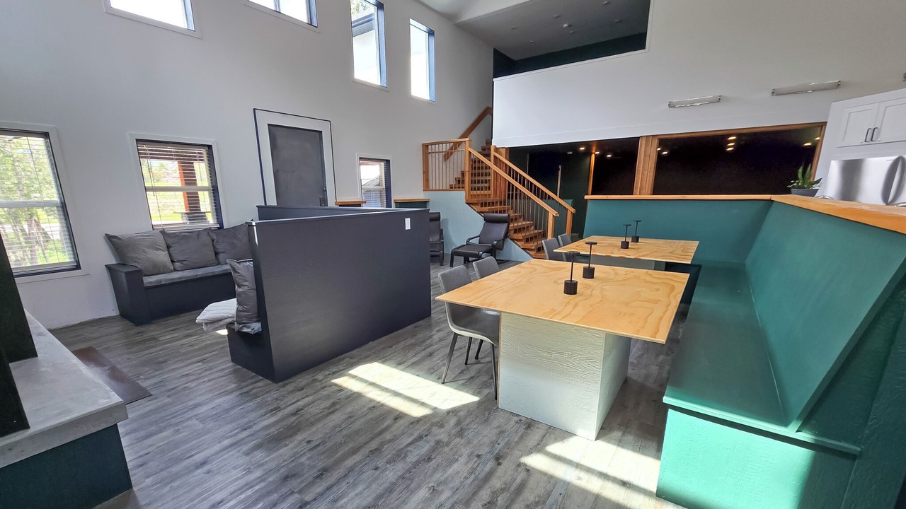 Photo of Livingroom in Invermere