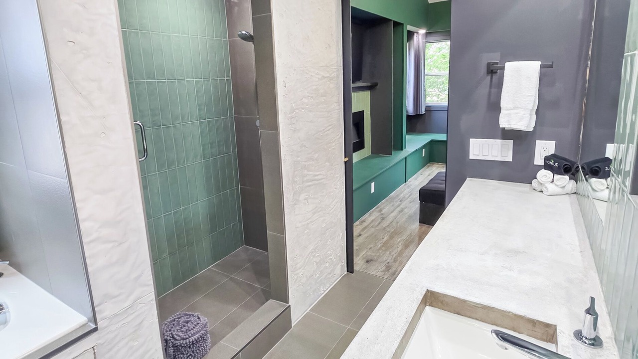 Photo of Bathroom in Invermere