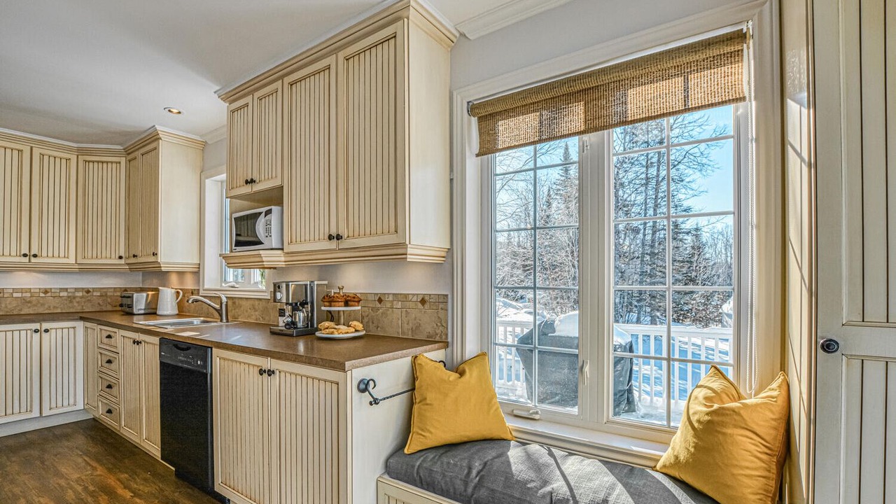 Photo of Kitchen in Lac-des-Plages