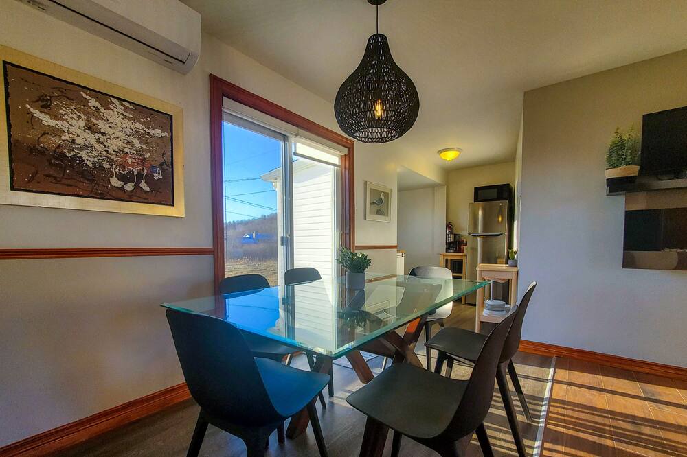 Photo of Livingroom in Ste Anne de Beaupre