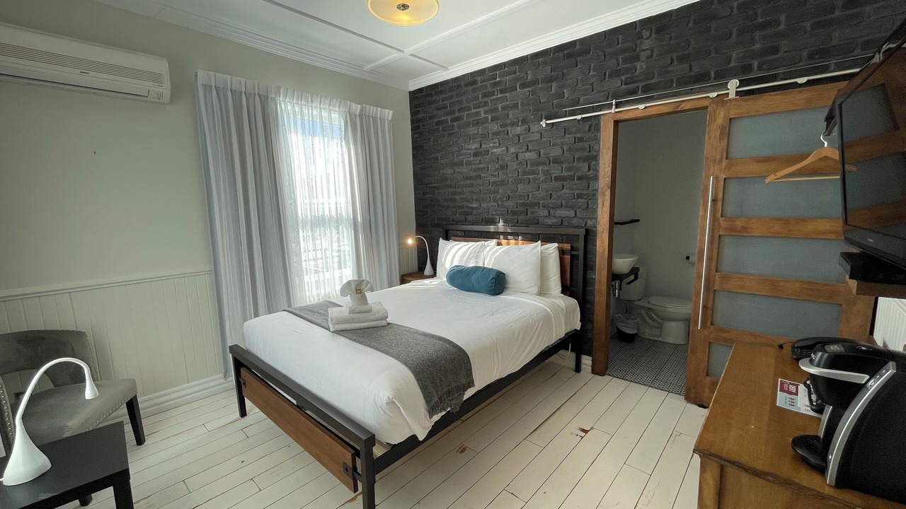 Photo of Bedroom in Baie-St-Paul