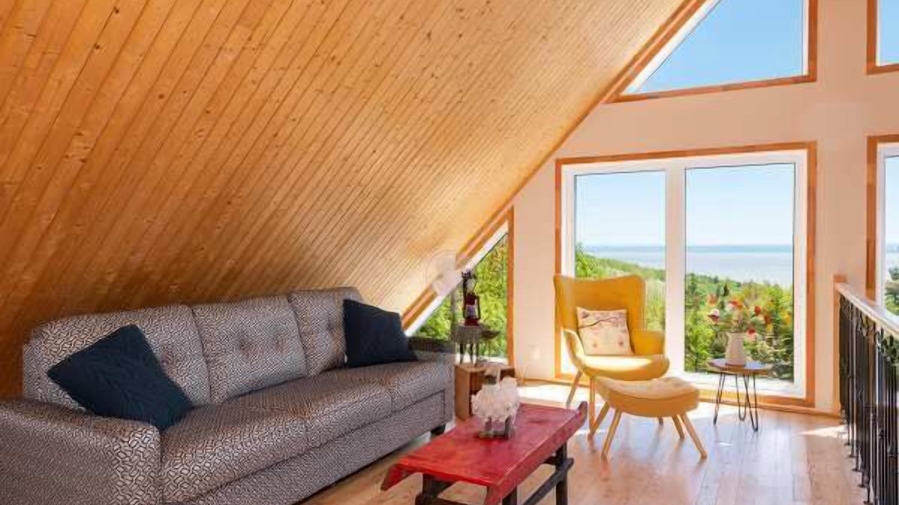 Photo of Livingroom in Saint-Joseph-de-la-Rive