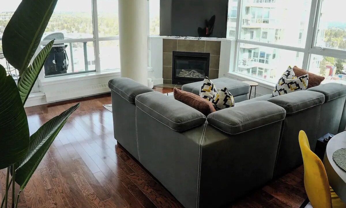 Photo of Livingroom in Shaganappi