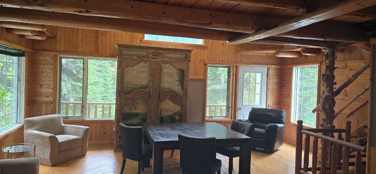 Photo of Livingroom in Golden