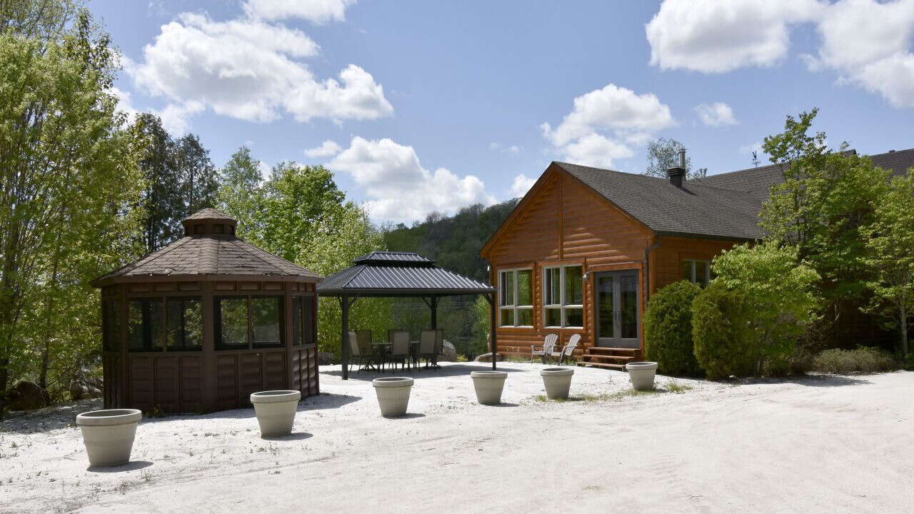 Photo of Outdoor in Amherst