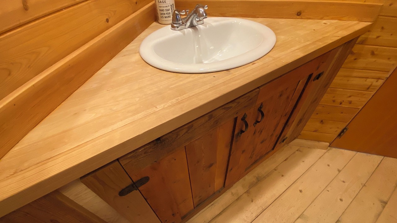 Photo of Bathroom in Golden