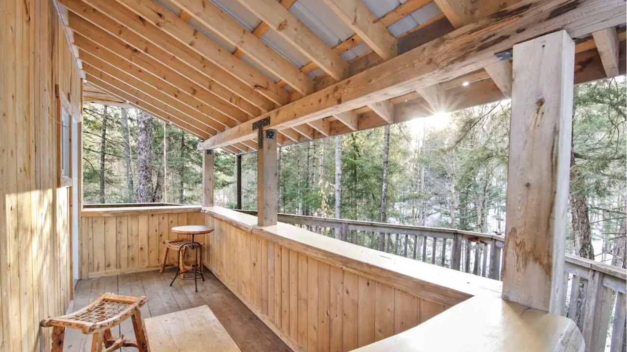 Photo of Outdoor in Lakeview
