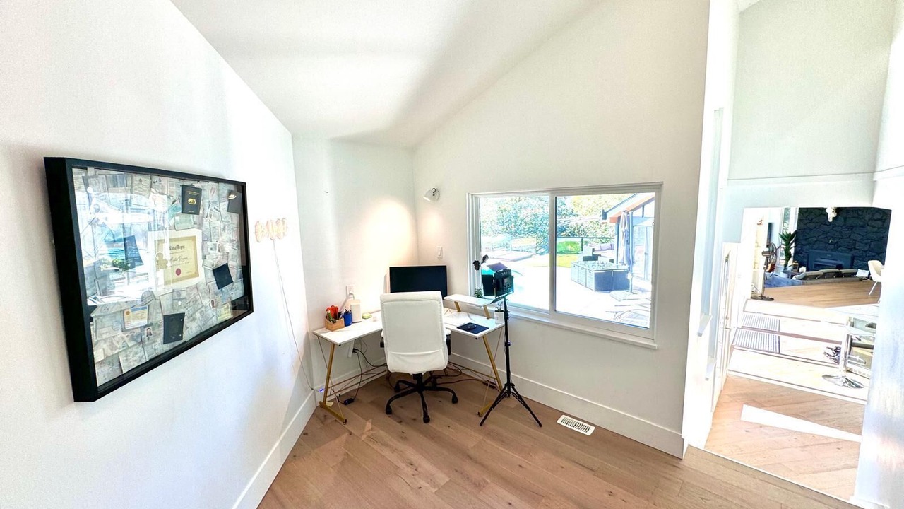 Photo of Others in District of North Vancouver