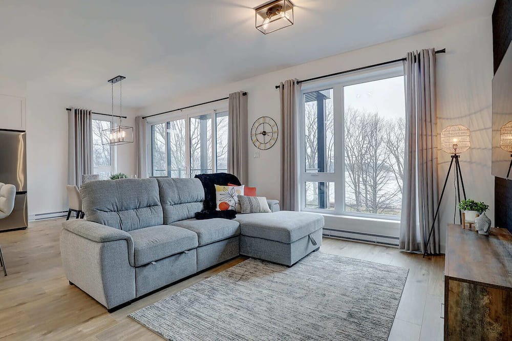 Photo of Livingroom in Lac-Megantic
