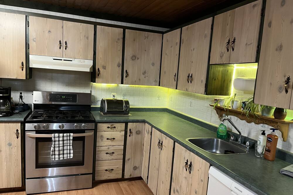Photo of Kitchen in Telkwa