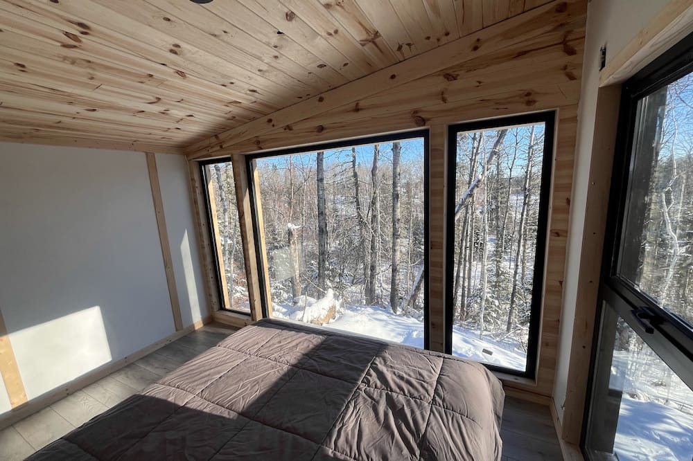 Photo of Bedroom in Peribonka