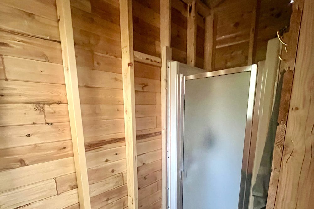 Photo of Bathroom in Peribonka