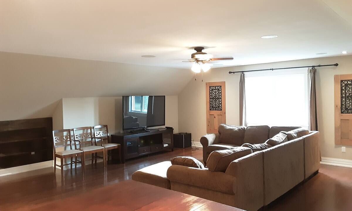 Photo of Livingroom in L'Orignal