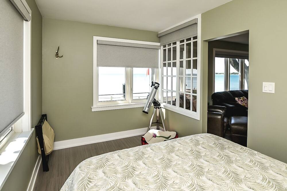 Photo of Bedroom in Hamilton