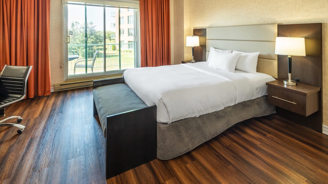 Photo of Bedroom in Aylmer