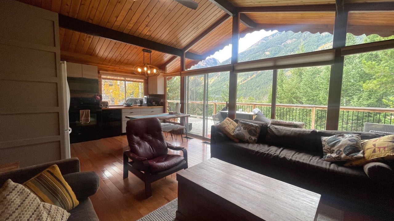 Photo of Livingroom in Panorama
