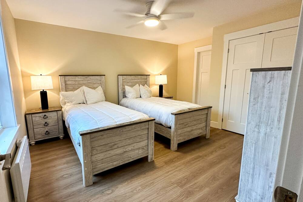 Photo of Bedroom in Argyle Shore
