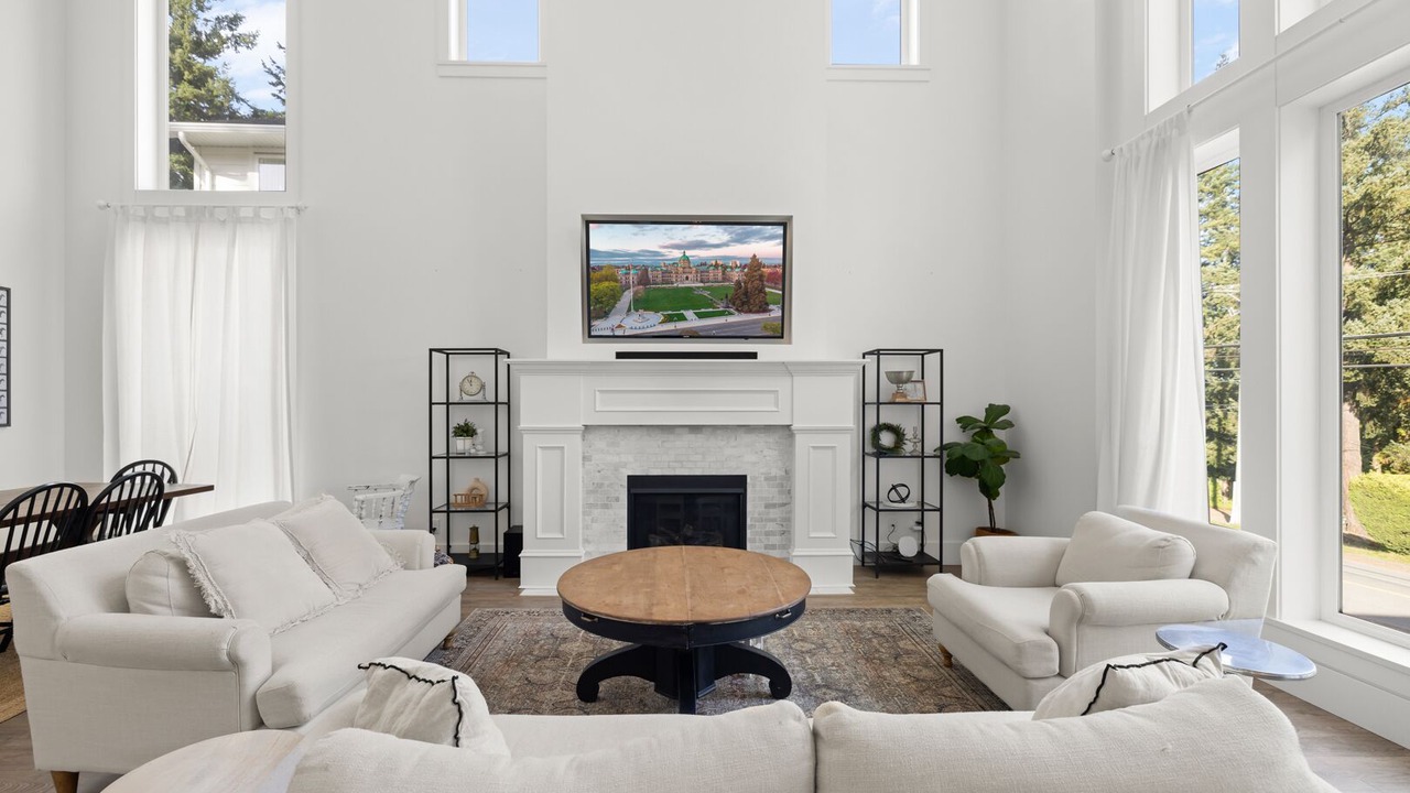Photo of Livingroom in Saanichton