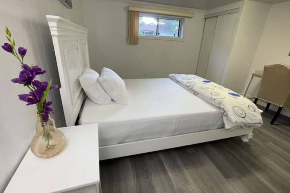 Photo of Bedroom in Scarborough