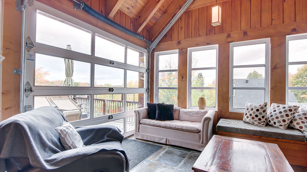 Photo of Livingroom in Magog