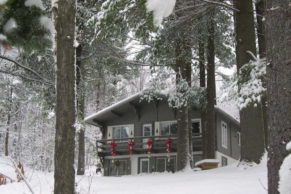 Photo of Bedroom in Rawdon
