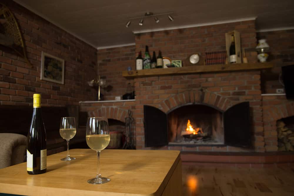 Photo of Livingroom in Rawdon