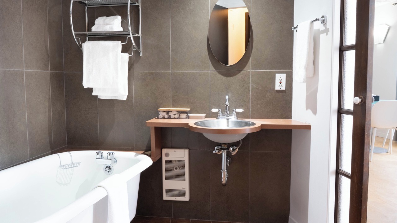 Photo of Bathroom in Lower Town