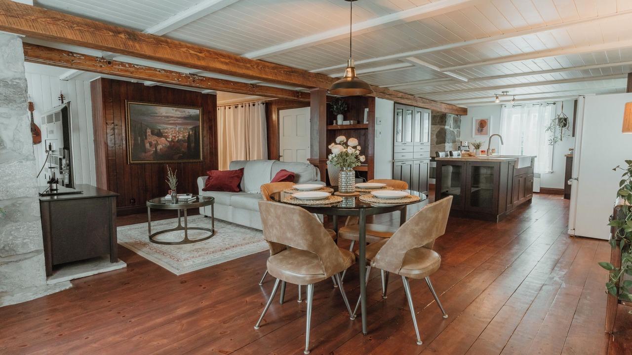 Photo of Livingroom in Deschambault-Grondines