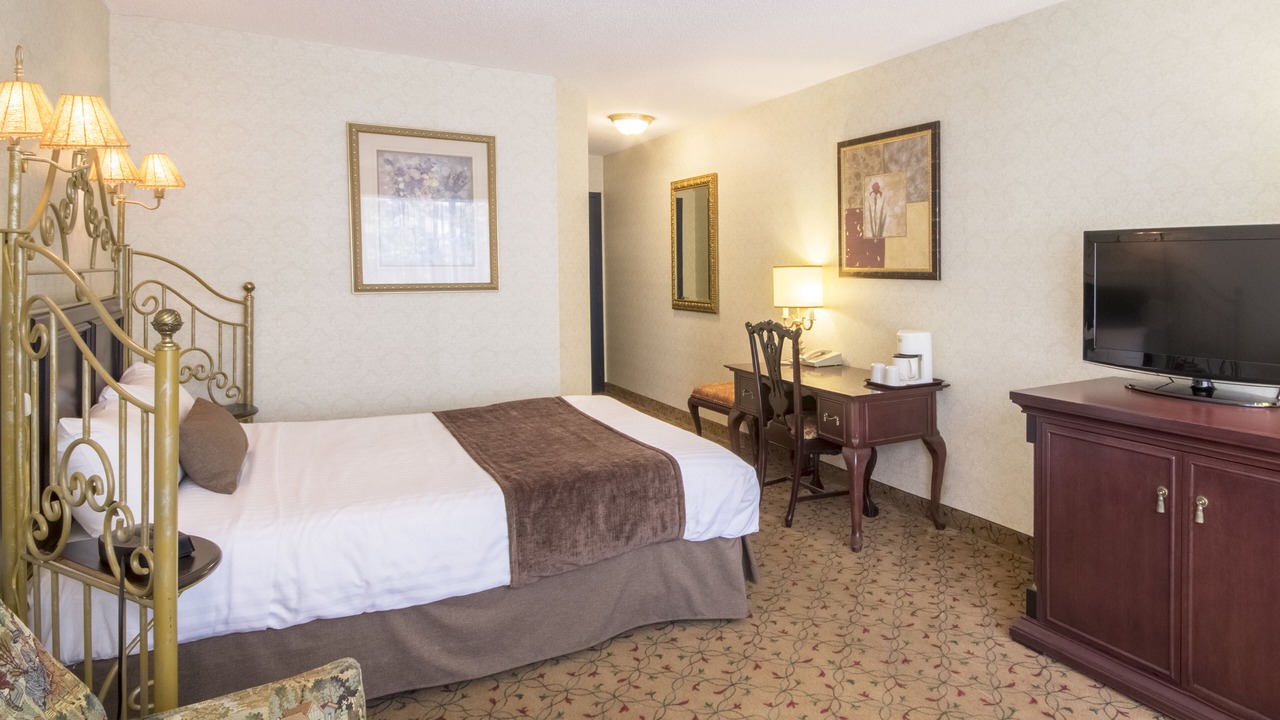 Photo of Bedroom in Saint Louis