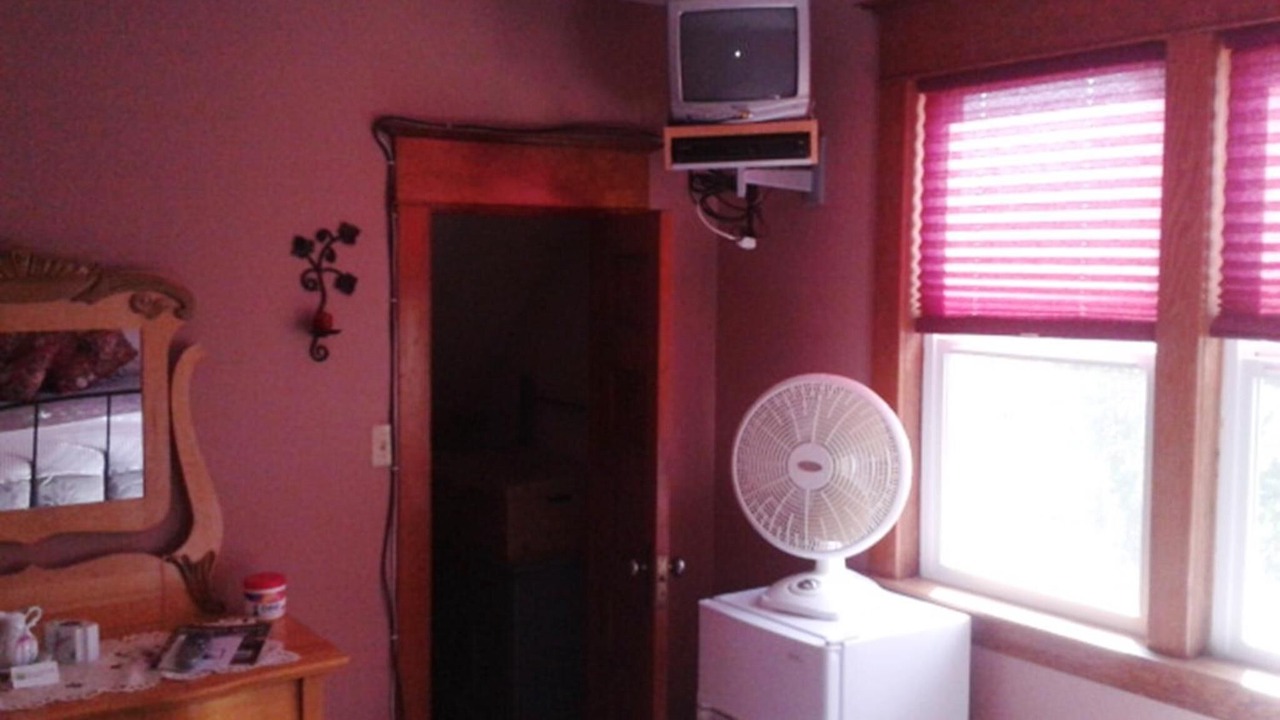 Photo of Bedroom in Stettler