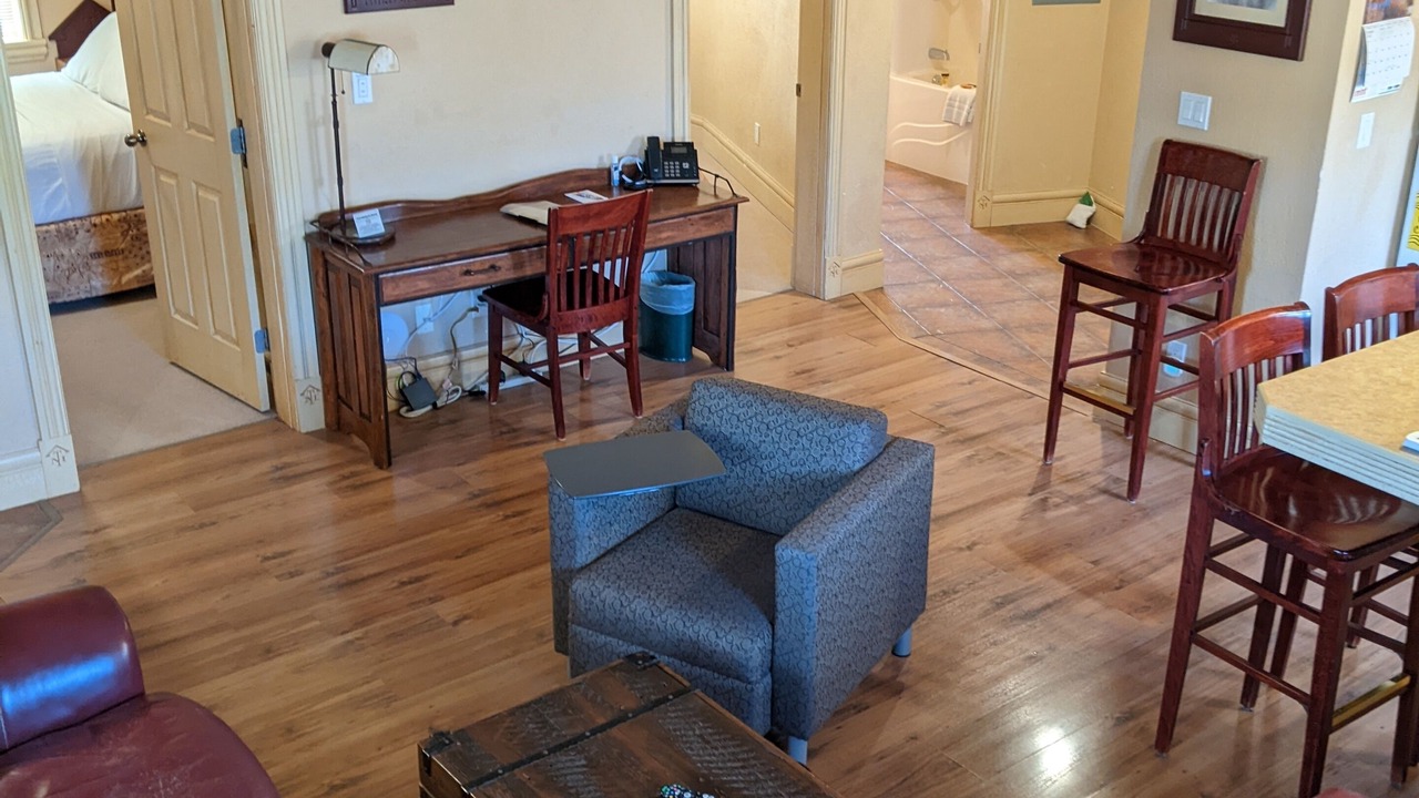 Photo of Livingroom in Peace River