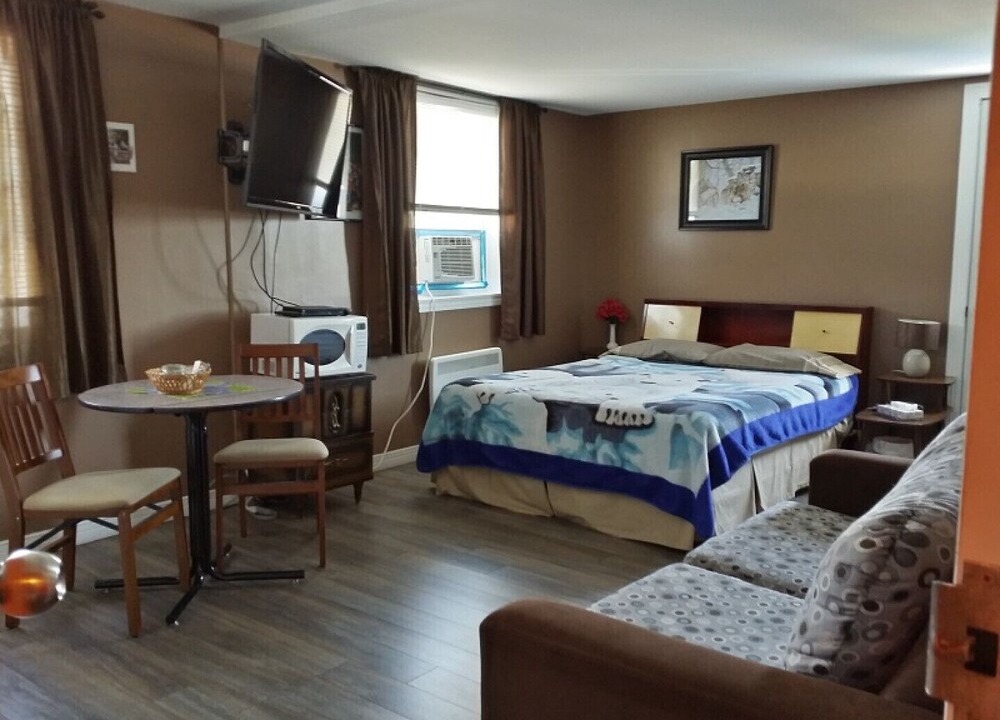 Photo of Bedroom in Val-d'Or