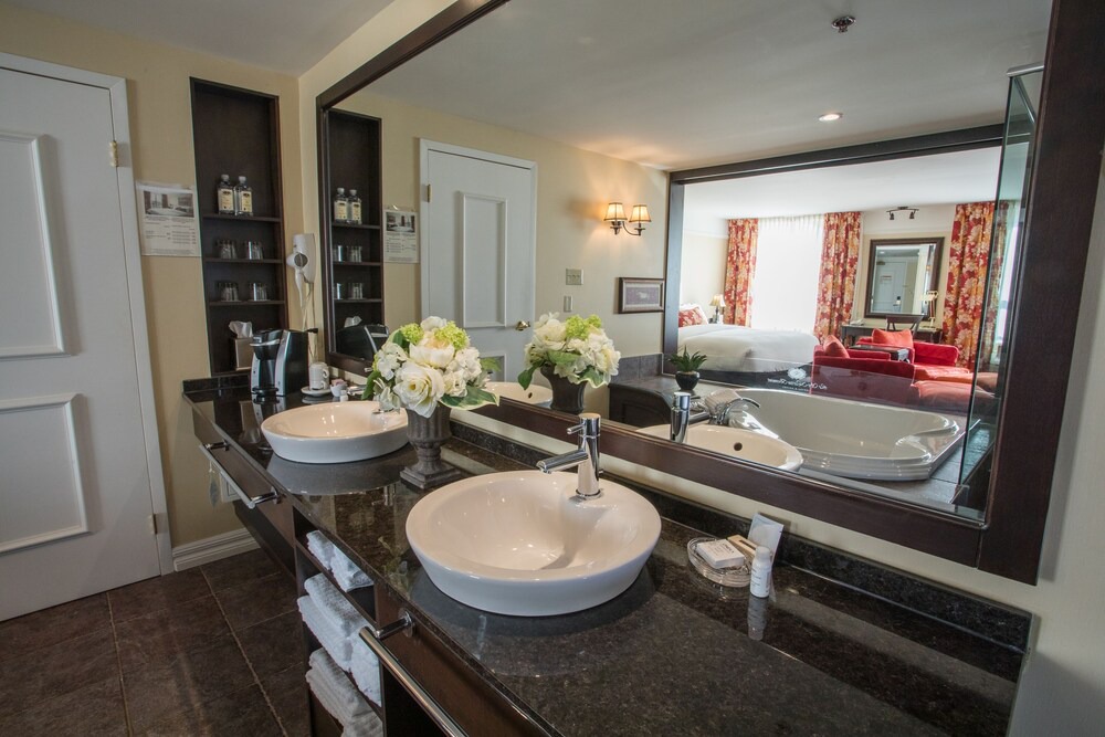Photo of Bathroom in Bromont