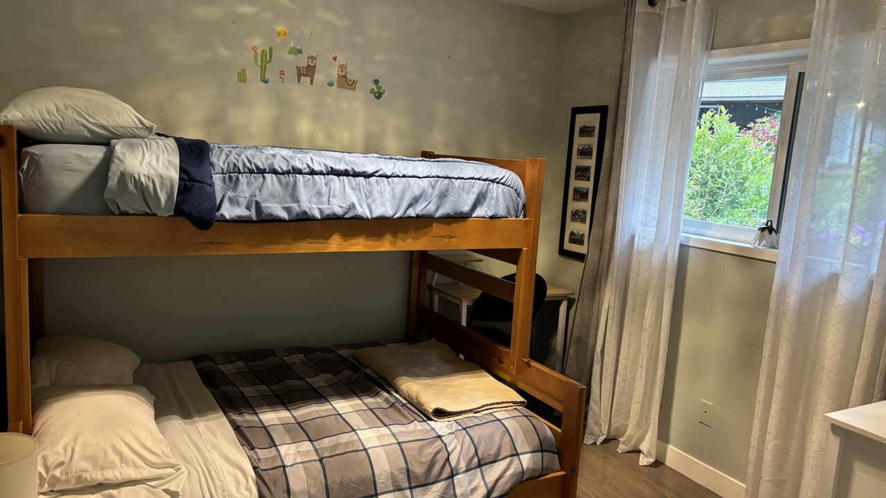 Photo of Bedroom in Shawnigan Lake