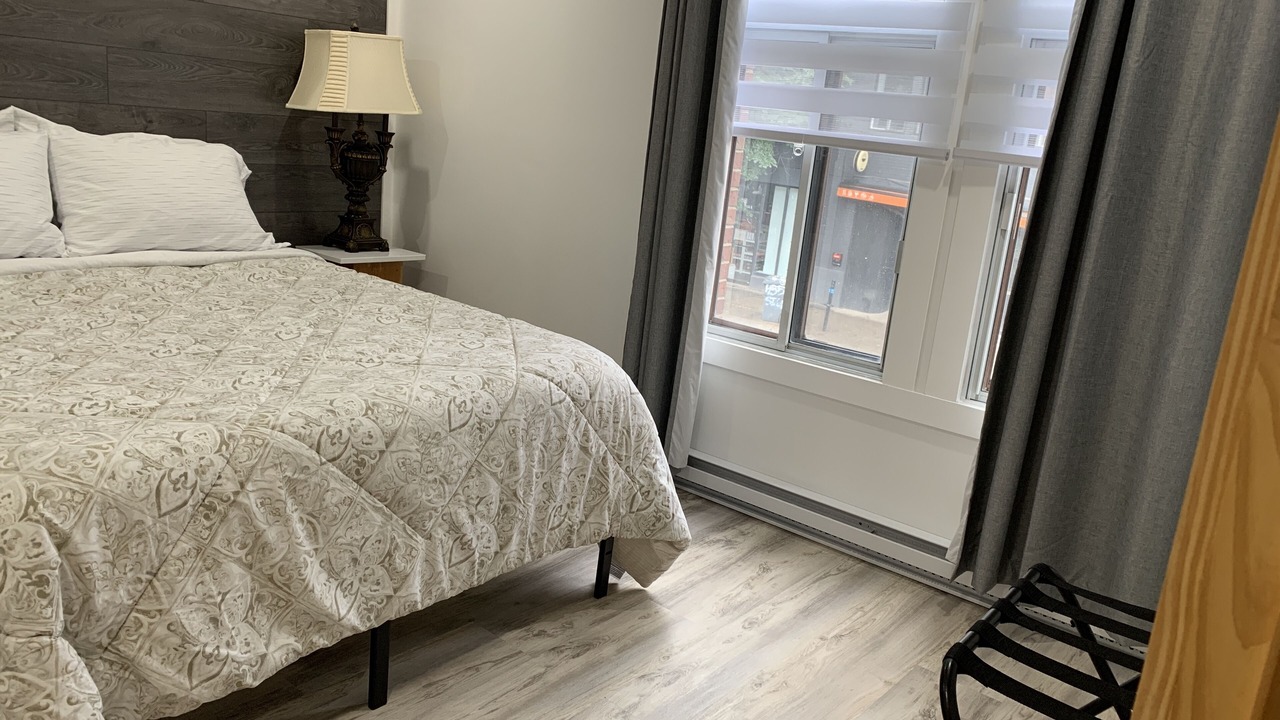 Photo of Bedroom in Plateau Mont Royal