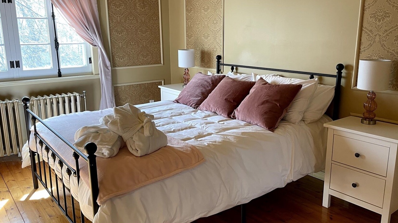 Photo of Bedroom in Ste Petronille