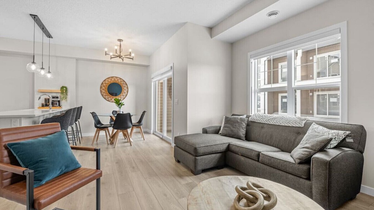 Photo of Livingroom in Cochrane