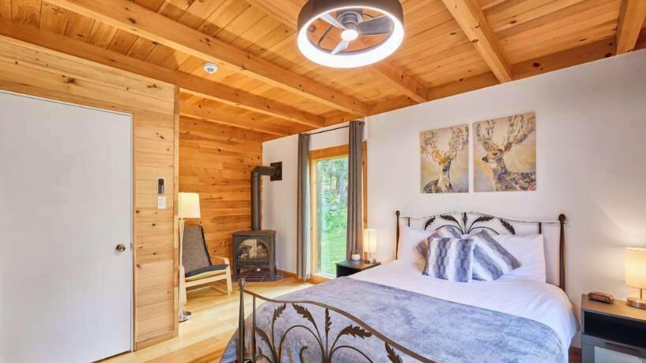Photo of Bedroom in Pohenegamook