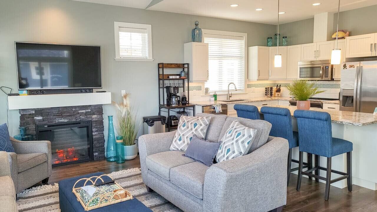 Photo of Livingroom in Osoyoos