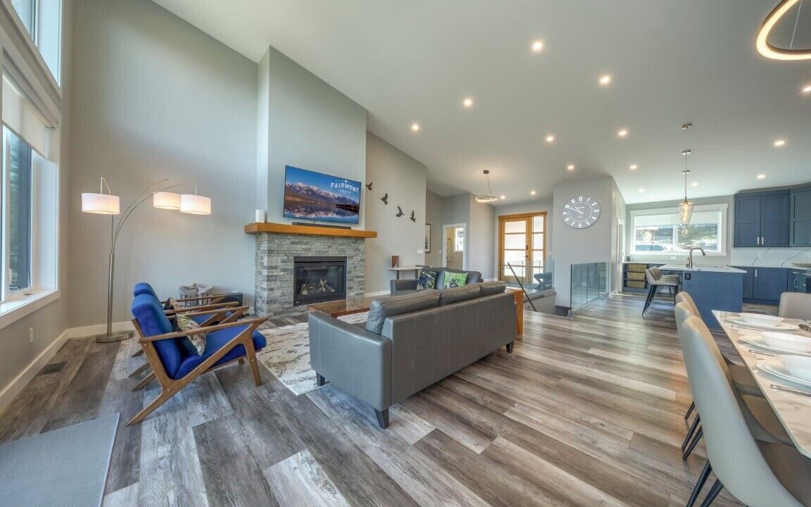 Photo of Livingroom in East Kootenay