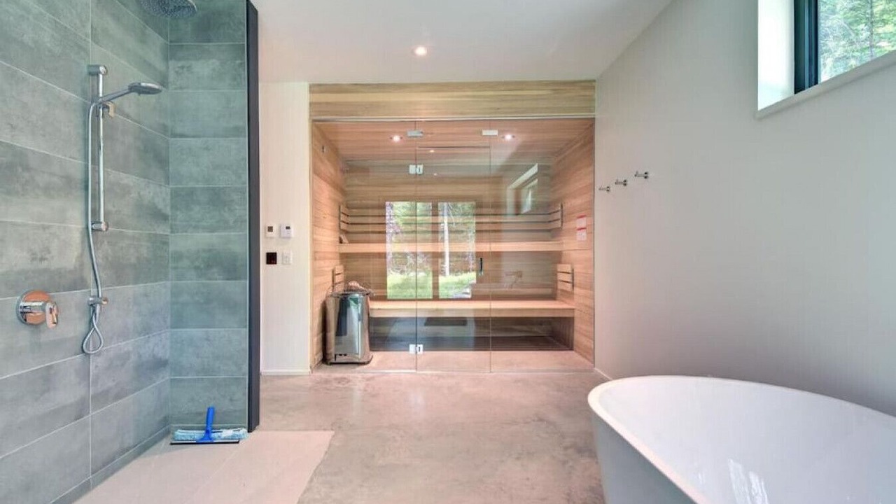 Photo of Bathroom in Saint-Faustin-Lac-Carre