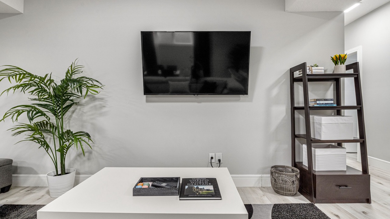 Photo of Livingroom in Southeast Edmonton