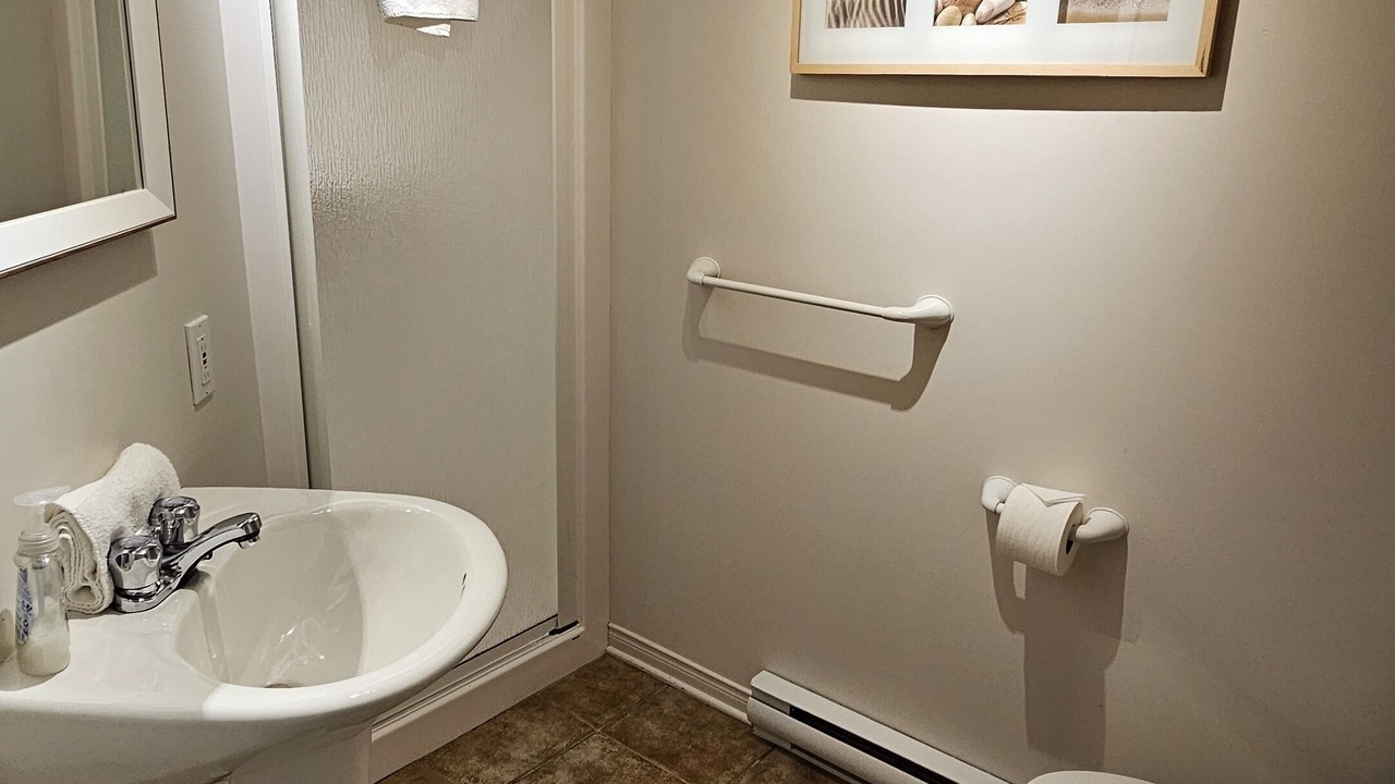 Photo of Bathroom in Petite-Riviere-Saint-Francois