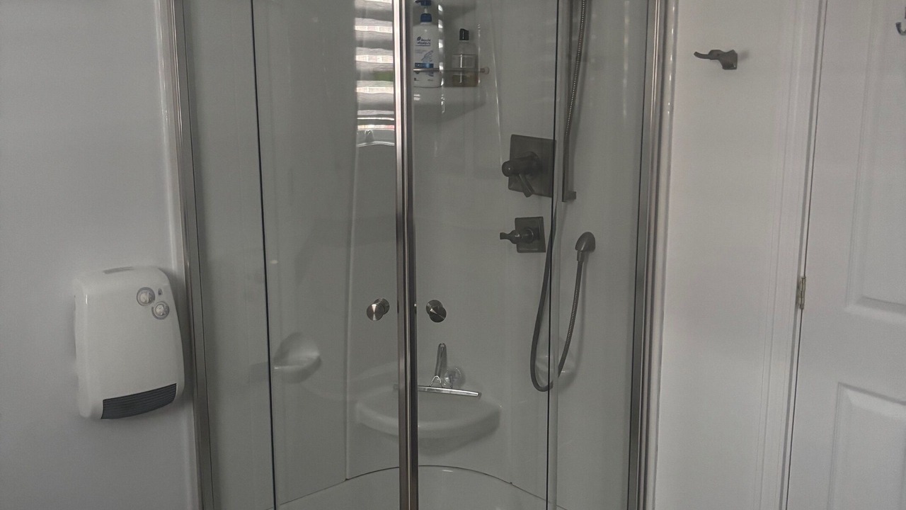 Photo of Bathroom in Papineau Regional County Municipality