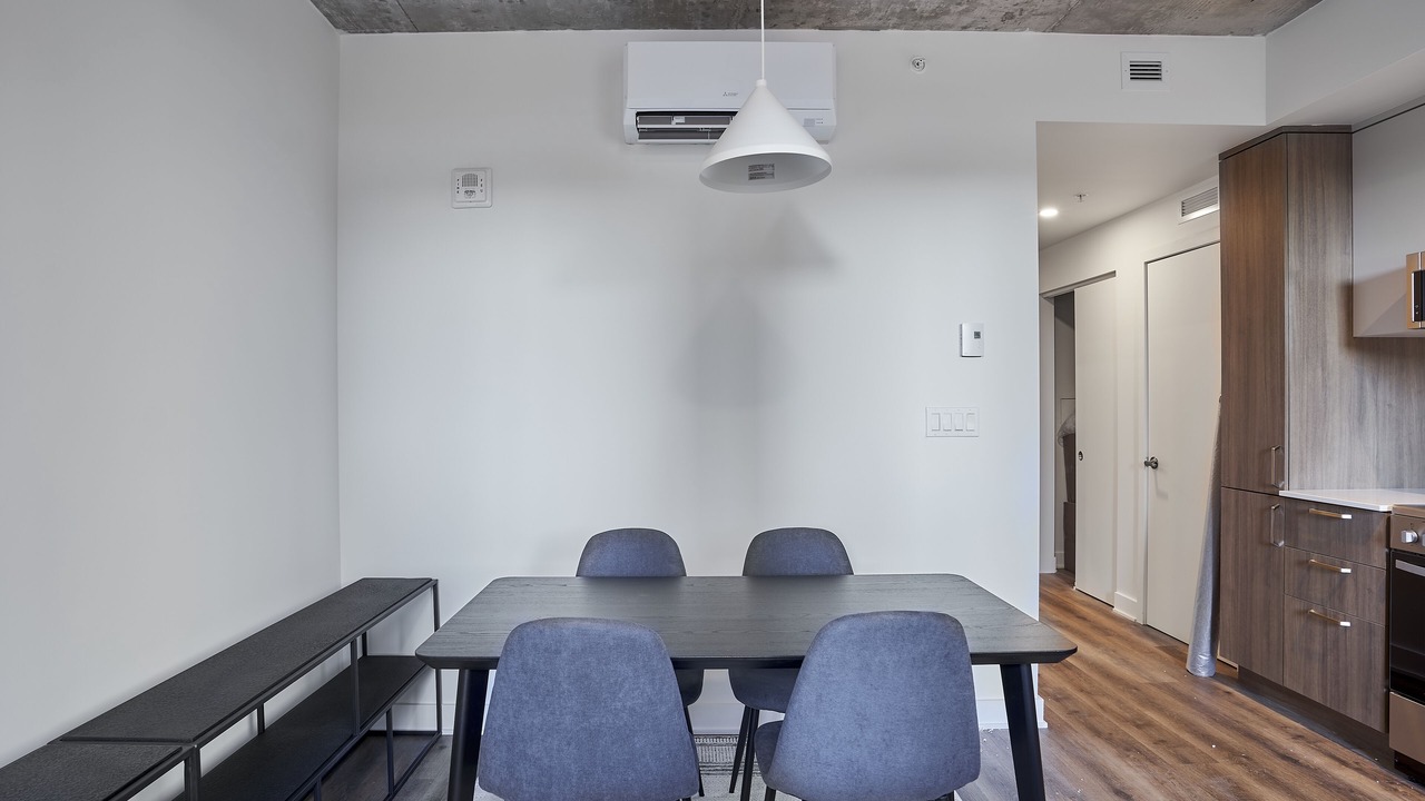 Photo of Livingroom in Shaughnessy Village
