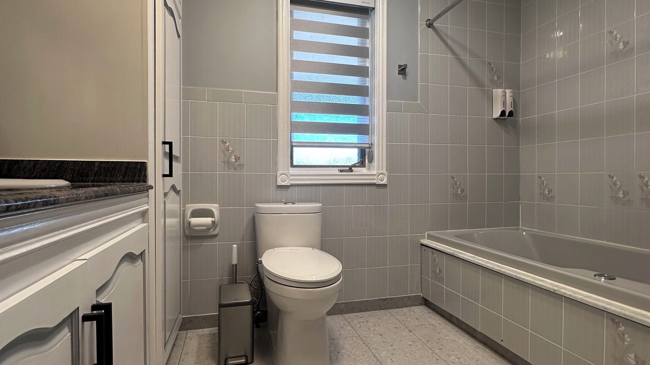 Photo of Bathroom in Niagara Falls