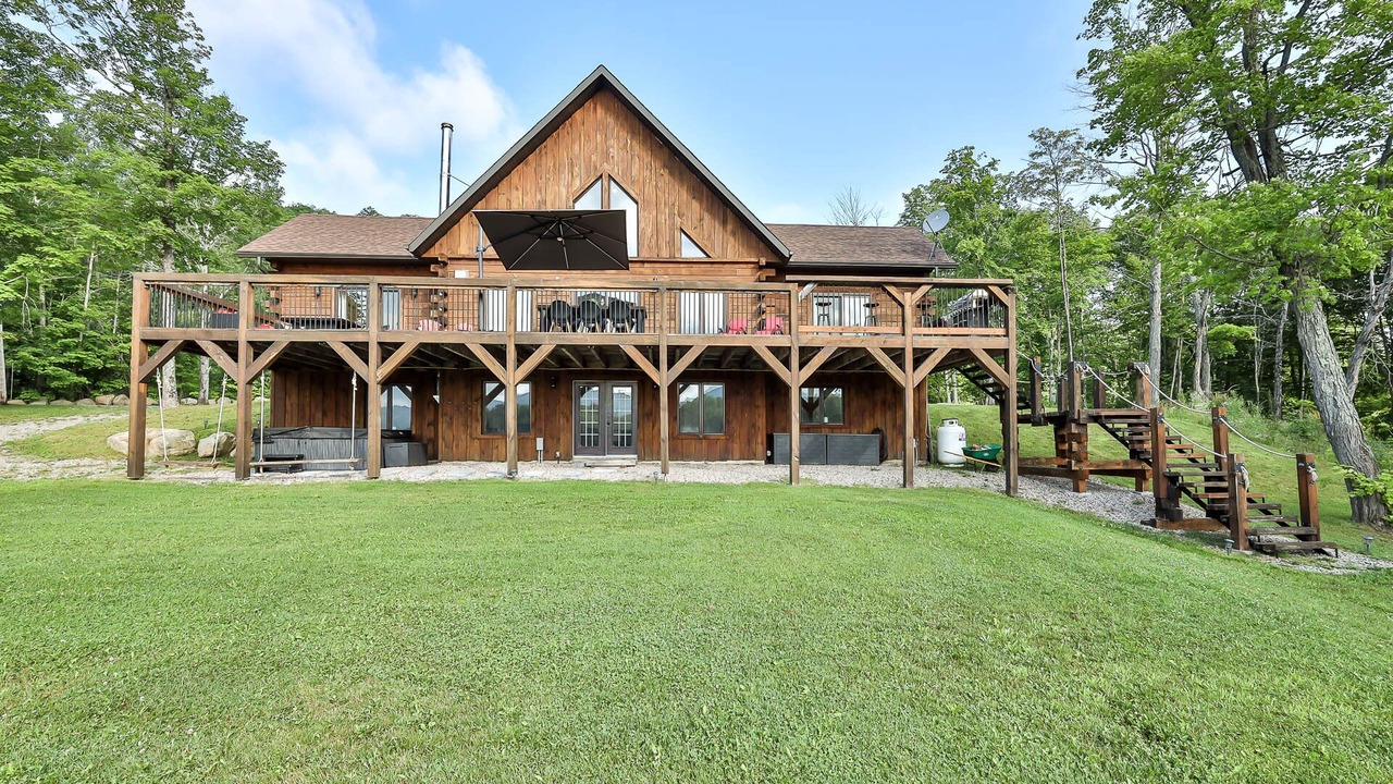 Photo of Outdoor in Notre-Dame-de-Pontmain